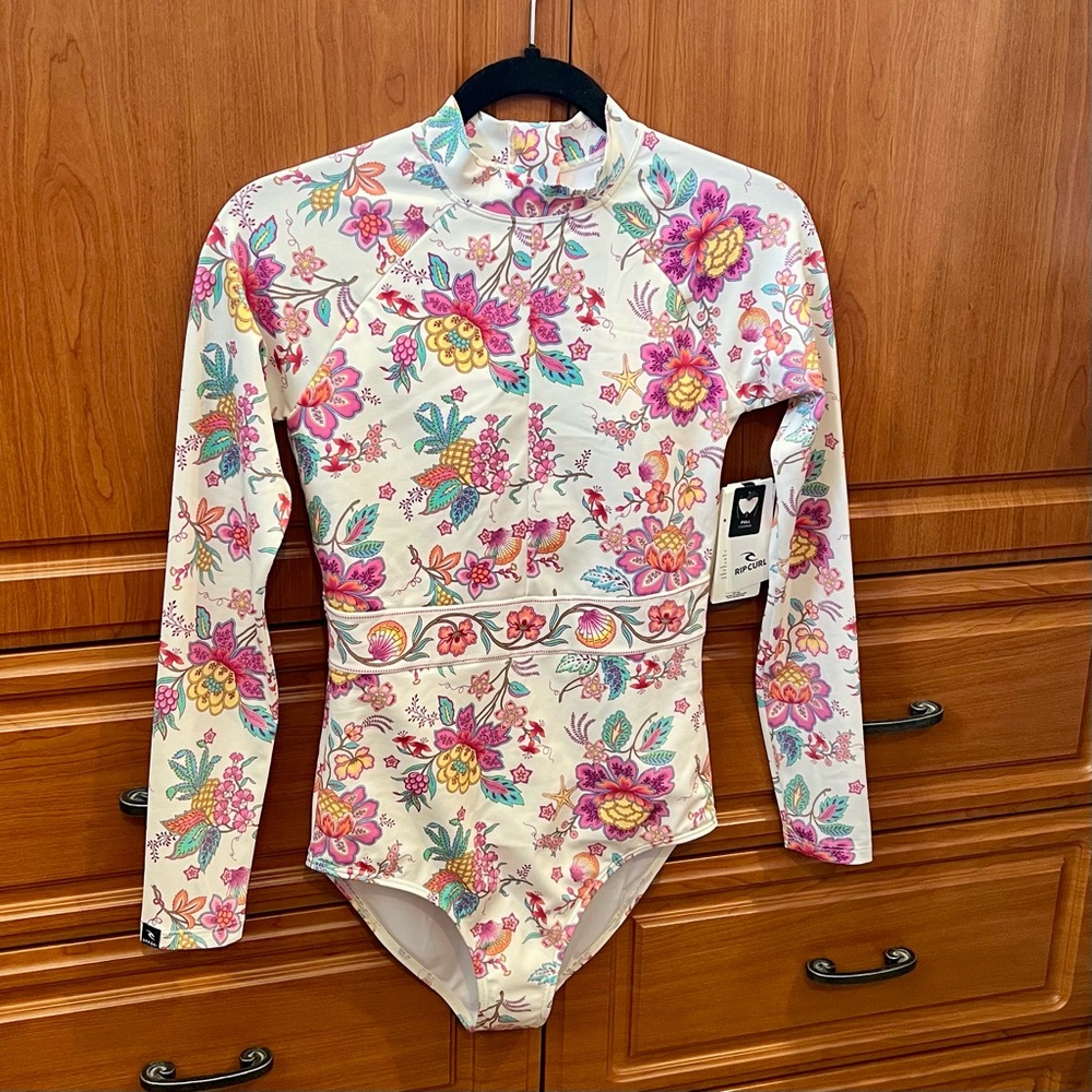 Rip Curl Half Moon Bay UPF Surfsuit NWT!!